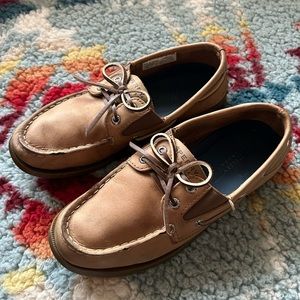 Speedy top sider shoes